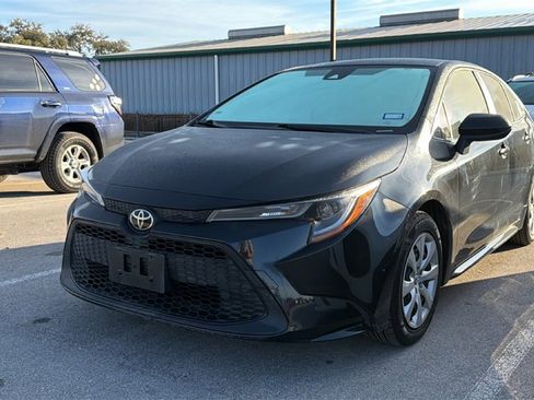 Used 2022 Toyota Corolla LE image 15