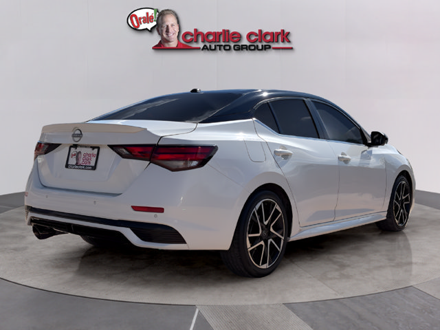 Certified 2024 Nissan Sentra SR w/ SR Premium Package FWD image 5