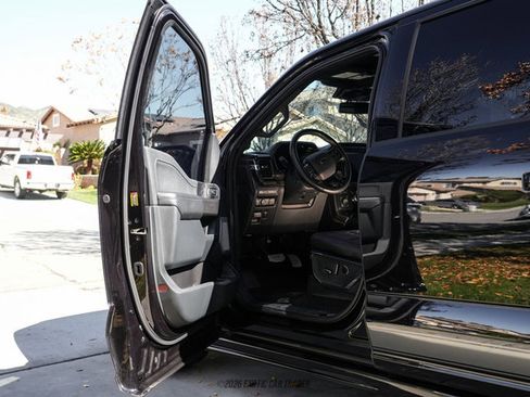 Used 2023 Ford F150 Lariat w/ Equipment Group 502A High image 38