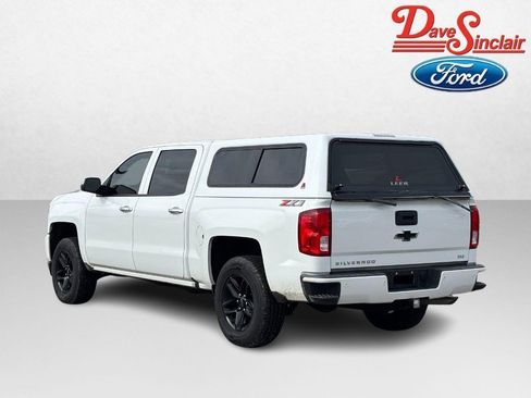 Used 2018 Chevrolet Silverado 1500 LTZ Z71 w/ LTZ Plus Package image 9