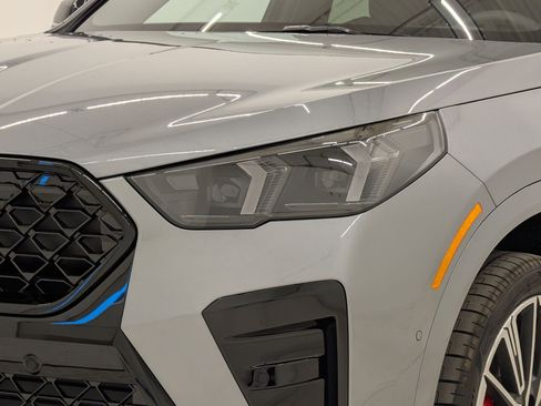 New 2026 BMW X2 xDrive28i w/ Technology Package AWD/4WD image 11