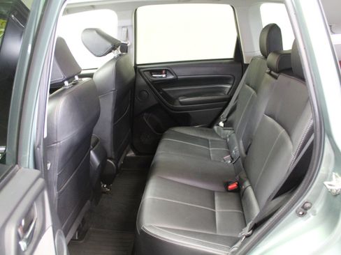 Used 2018 Subaru Forester 2.5i Touring image 21