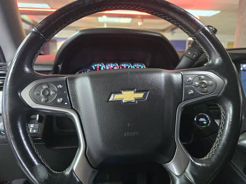 Used 2015 Chevrolet Suburban LTZ image 31
