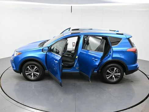 Used 2018 Toyota RAV4 XLE w/ Plus Extra Value Package image 42
