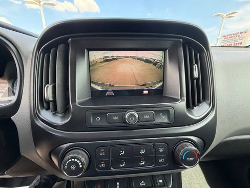 Used 2020 Chevrolet Colorado W/T w/ WT Convenience Package RWD image 19