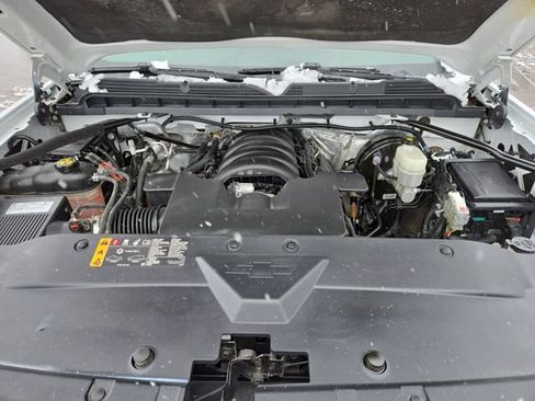 Used 2018 Chevrolet Silverado 1500 LT w/ All Star Edition AWD/4WD image 34