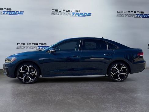 Used 2020 Volkswagen Passat 2.0T R-Line image 8