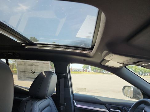 New 2026 GMC Terrain Elevation w/ Elevation Premium Package image 7