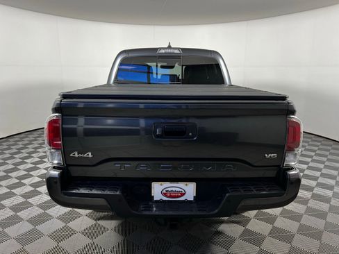 Used 2023 Toyota Tacoma Limited AWD/4WD image 6
