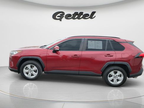 Used 2019 Toyota RAV4 XLE w/ Convenience Package image 7