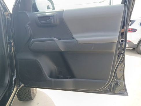 Used 2021 Toyota Tacoma SR w/ SR Convenience Package RWD image 12