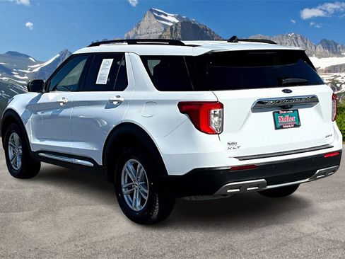 Used 2023 Ford Explorer XLT w/ Equipment Group 202A image 13