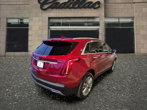 Certified 2024 Cadillac XT5 Premium Luxury AWD/4WD image 7
