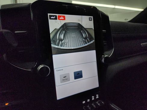 Used 2024 RAM 2500 Laramie w/ Night Edition image 16