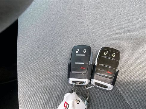 Used 2021 RAM 2500 Big Horn AWD/4WD image 10