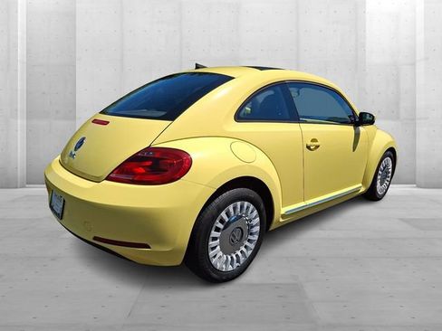 Used 2013 Volkswagen Beetle 2.5 FWD image 6