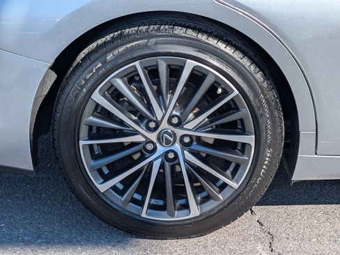 Certified 2023 Lexus ES 350 w/ Premium Package image 10