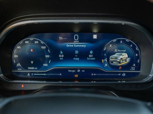 Used 2023 Chevrolet Tahoe RST image 25