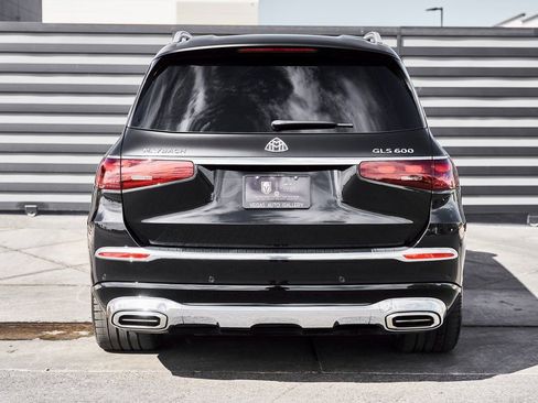 Used 2024 Mercedes-Benz Maybach GLS 600 4MATIC image 17