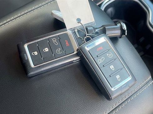 Used 2021 Jeep Grand Cherokee L Limited image 33