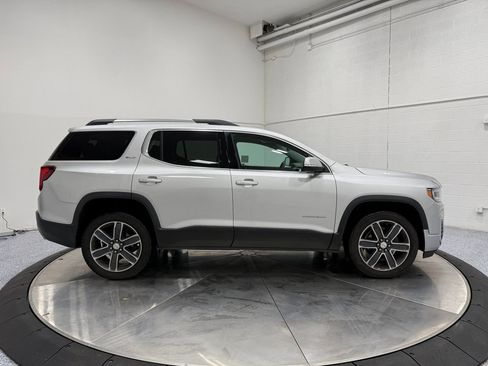 Used 2020 GMC Acadia SLT w/ LPO, Cargo Package AWD/4WD image 8