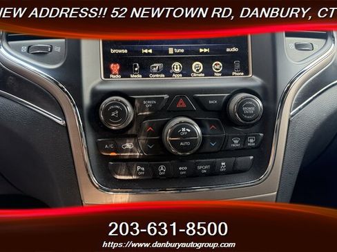 Used 2017 Jeep Grand Cherokee Limited AWD/4WD image 23