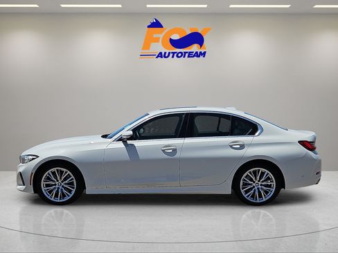 Used 2023 BMW 330i Sedan w/ Premium Package RWD image 2