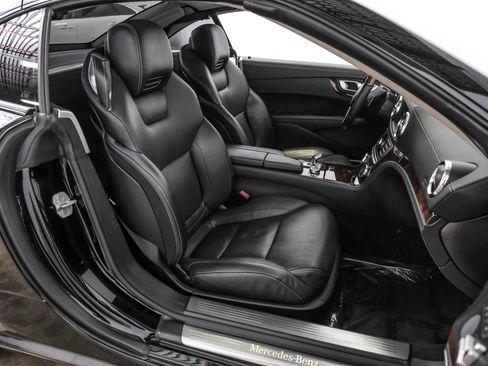 Used 2013 Mercedes-Benz SL 550 SL 550 Roadster 2D image 40