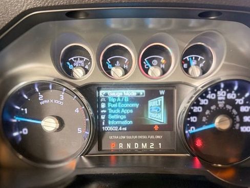 Used 2011 Ford F250 Lariat w/ Lariat Interior Pkg image 14