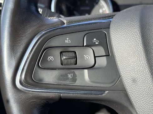 Used 2020 Buick Encore GX Select image 19