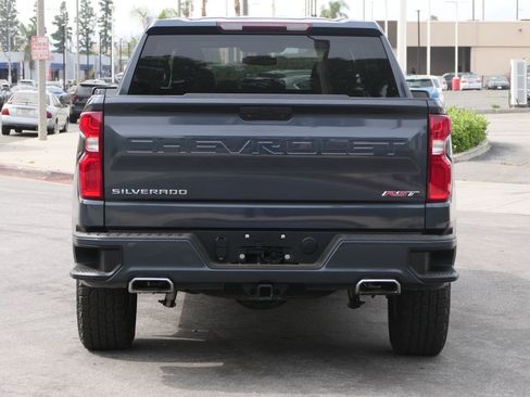 Used 2021 Chevrolet Silverado 1500 RST w/ Z71 Off-Road Package AWD/4WD image 4