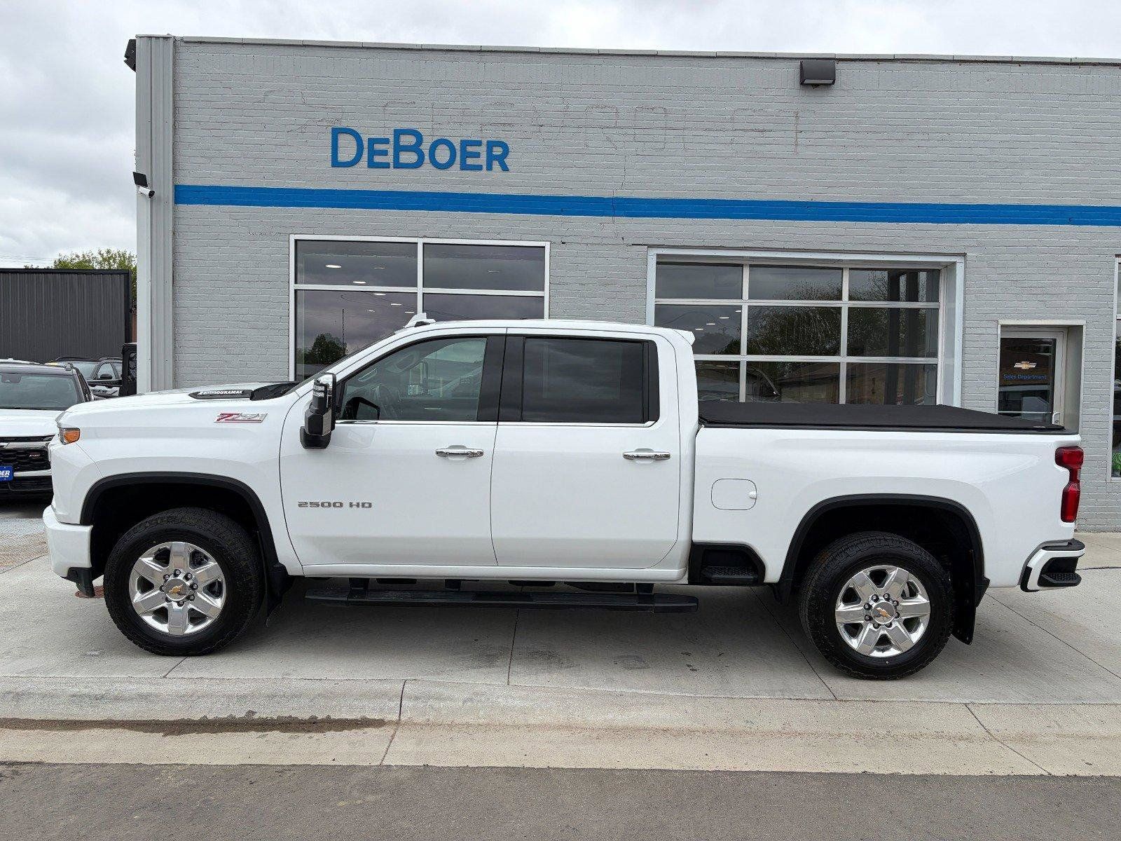 Used 2021 Chevrolet Silverado 2500 LTZ w/ Z71 Chrome Sport Edition AWD/4WD image 2