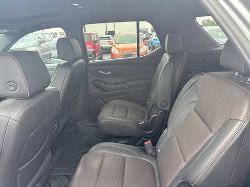 Used 2023 Chevrolet Traverse High Country w/ LPO, Floor Liner Package AWD/4WD image 21