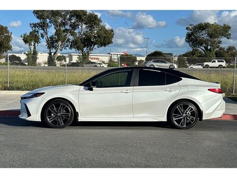Certified 2025 Toyota Camry XSE image 7