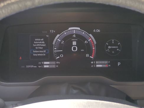 Used 2024 Toyota Tundra Platinum AWD/4WD image 30
