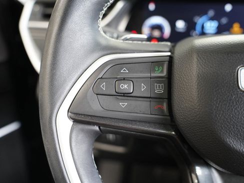 Used 2022 Jeep Grand Cherokee Altitude image 13