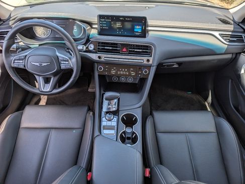 Used 2026 Genesis G70 2.5T image 4