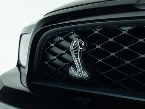 Used 2011 Ford Mustang Shelby GT500 w/ SVT Performance Pkg RWD image 8