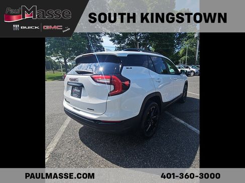Used 2023 GMC Terrain SLE w/ Driver Convenience Package AWD/4WD image 7