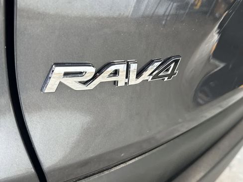 Used 2024 Toyota RAV4 XLE AWD/4WD image 10