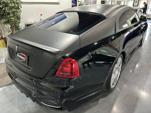 Used 2015 Rolls-Royce Wraith RWD image 34