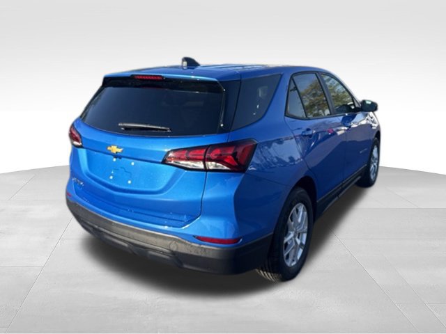 Used 2024 Chevrolet Equinox LS w/ LS Convenience Package FWD image 7