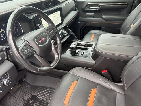 Used 2023 GMC Sierra 1500 AT4 w/ AT4 Premium Package image 9