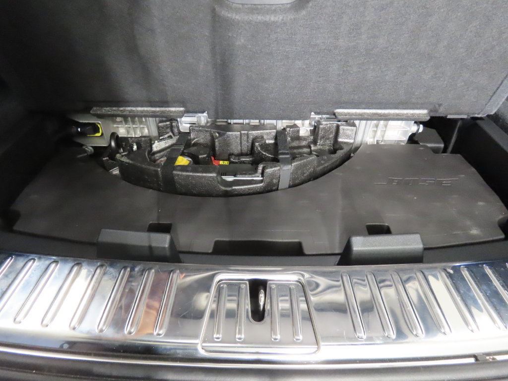 Certified 2026 Porsche Cayenne E-Hybrid AWD/4WD image 48