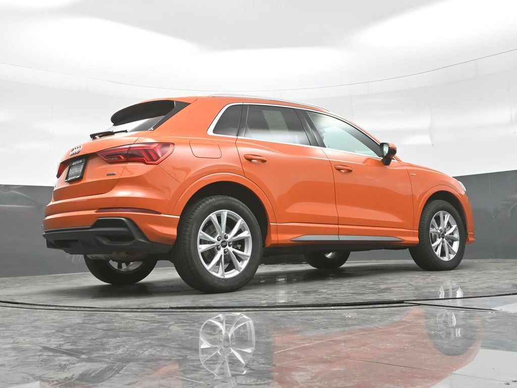 Used 2025 Audi Q3 2.0T Premium AWD/4WD image 33