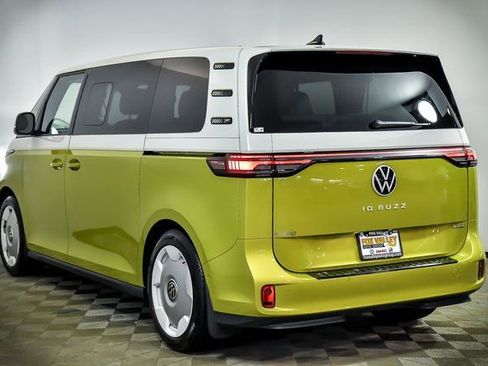 New 2025 Volkswagen ID. Buzz 1st Edition image 4