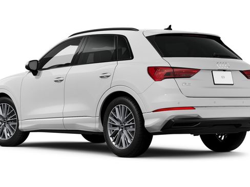 Certified 2023 Audi Q3 2.0T Premium w/ Convenience Package AWD/4WD image 2