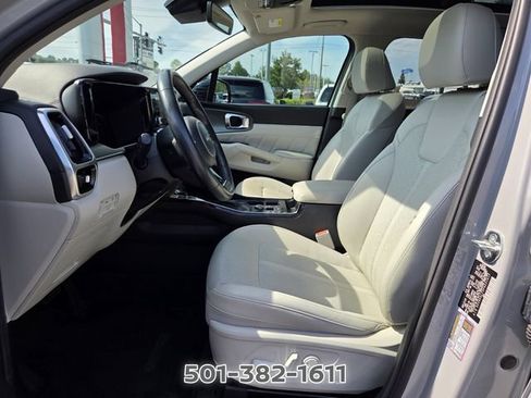 Used 2023 Kia Sorento SX FWD image 9