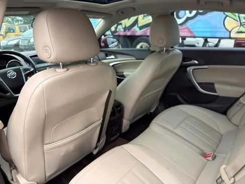 Used 2012 Buick Regal Premium FWD image 18