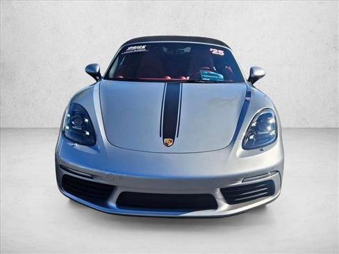 Used 2025 Porsche 718 Boxster image 2